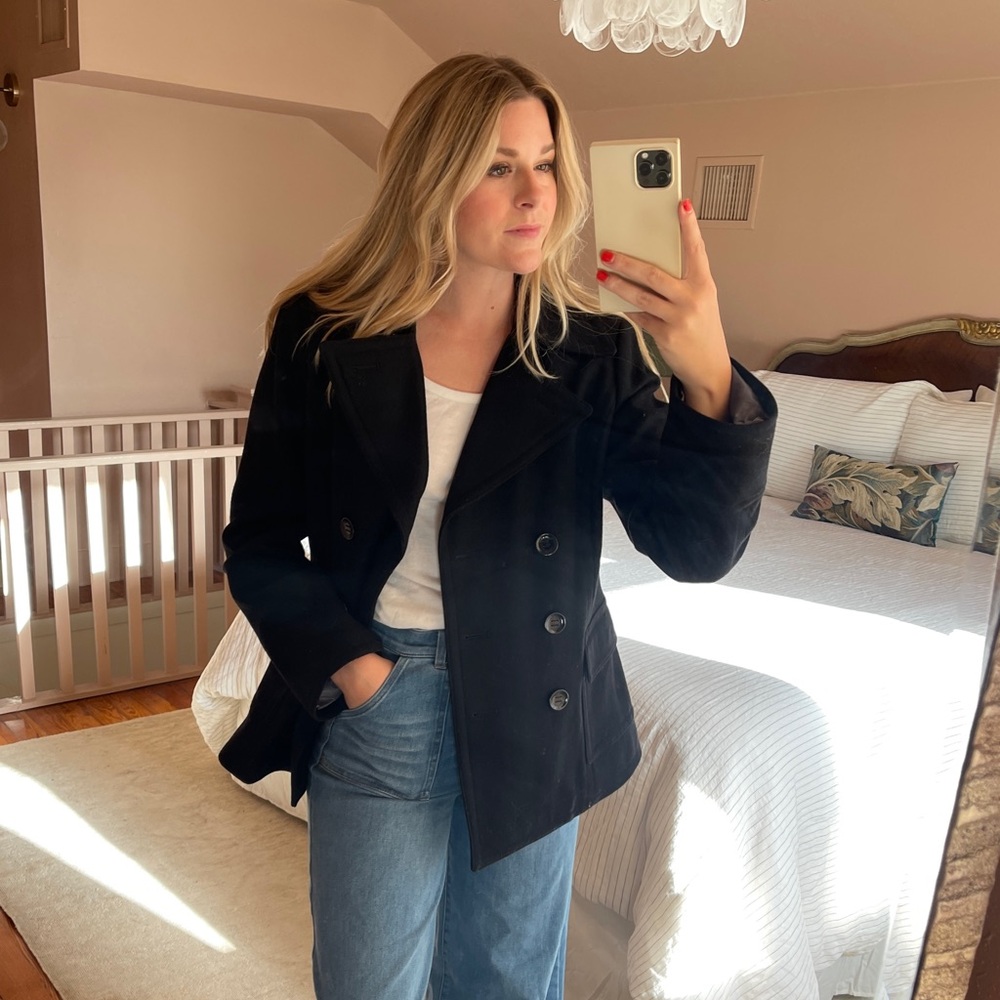 Classic Women’s Peacoat | Size 10 | Black